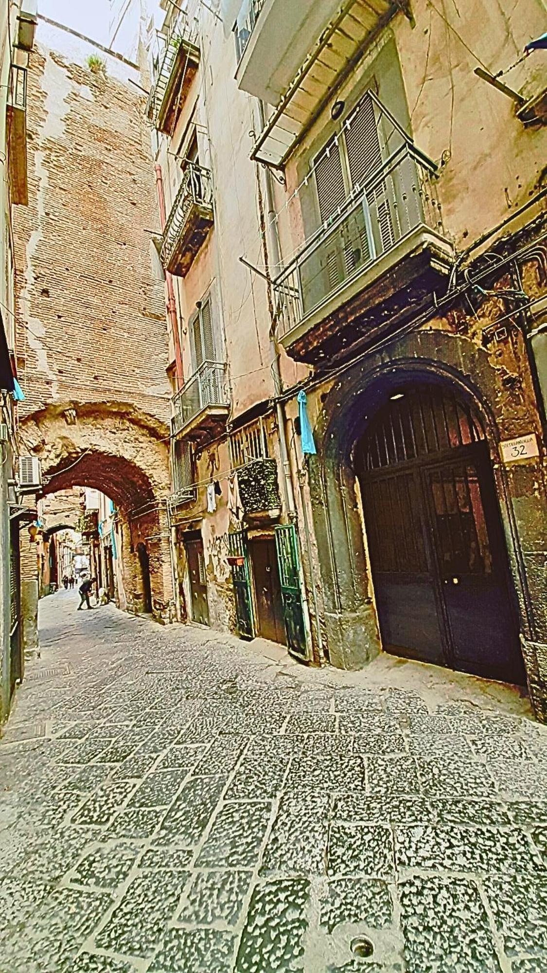 La Stanza Di Daria - Un Nido Silenzioso Nel Cuore Del Centro Storico Νάπολη Εξωτερικό φωτογραφία